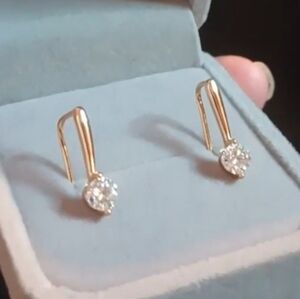 1ct. T.W Moissanite Diamond Earrings
